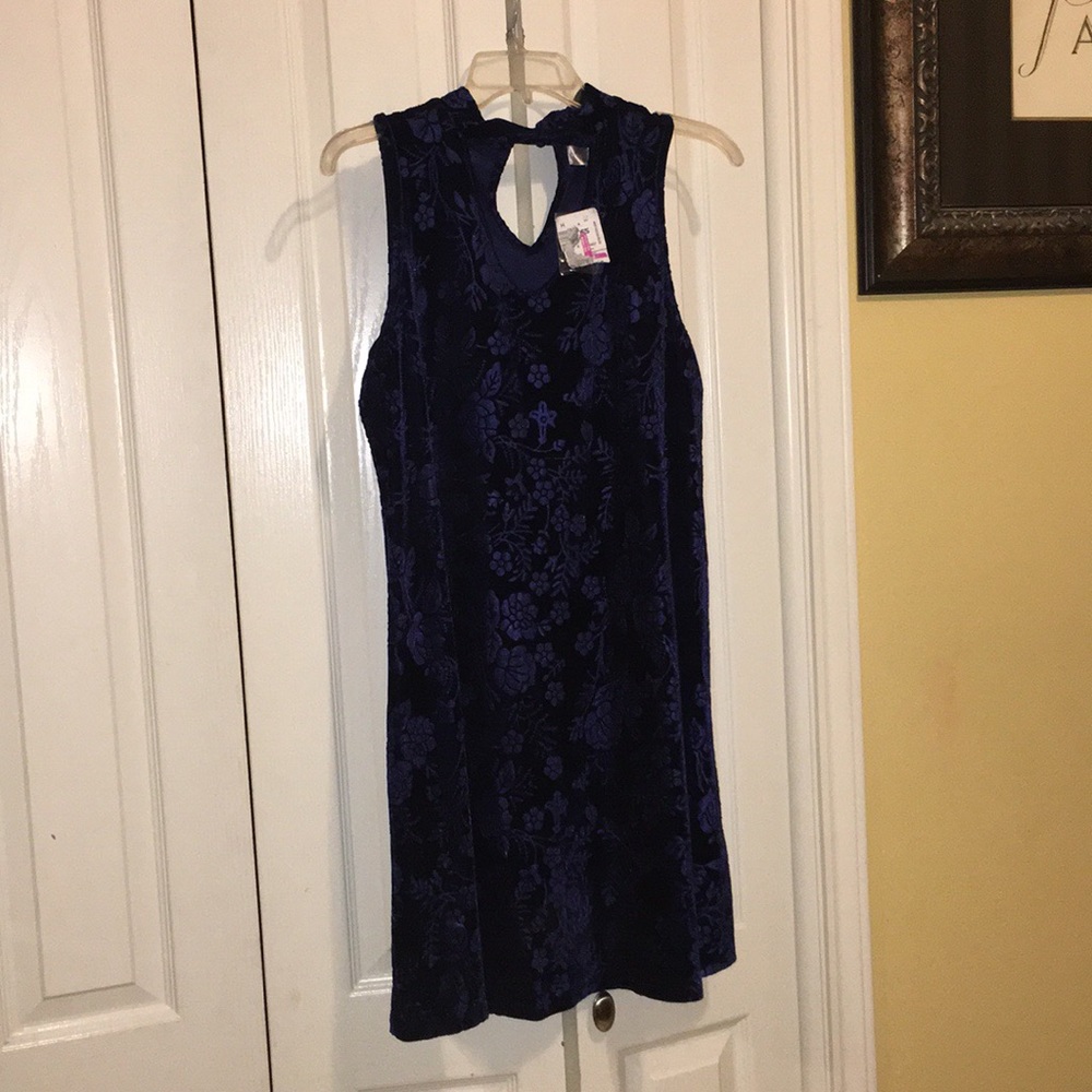 Blue floral print dress